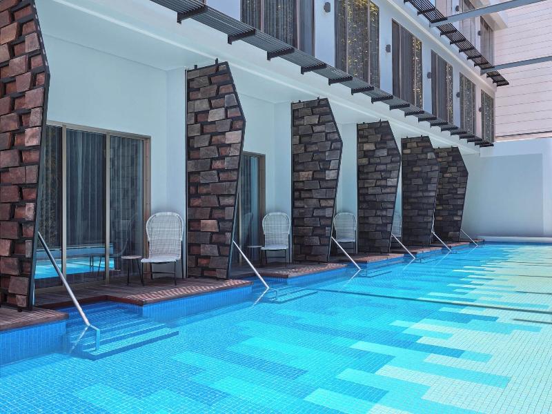 Aloft Bali Seminyak image