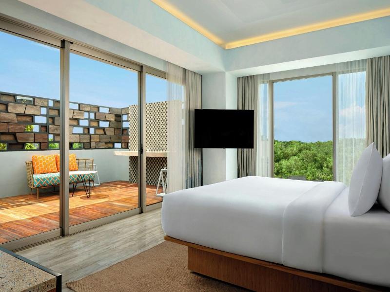 Aloft Bali Seminyak image