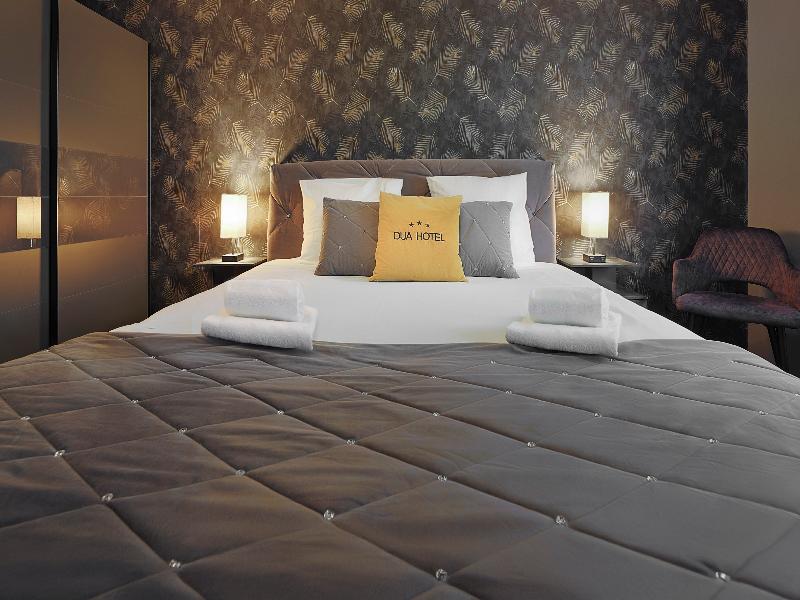 Dua Hotel image