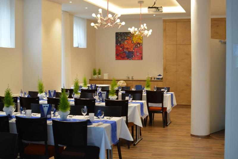 Hotel Goll image
