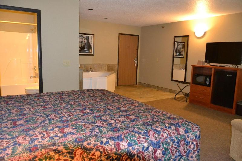 Carrington Inn & Suites image