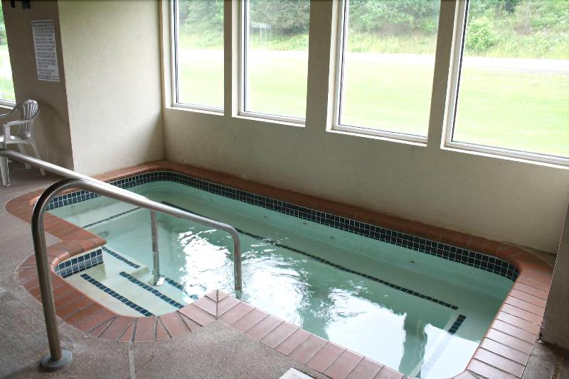 River Valley Inn & Suites image