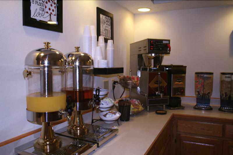 River Valley Inn & Suites image