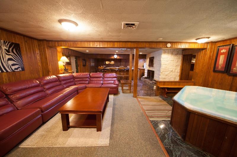 Log Cabin Lodge & Suites image