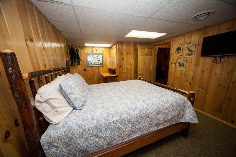 Log Cabin Lodge & Suites image