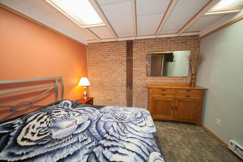Log Cabin Lodge & Suites image