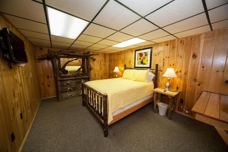 Log Cabin Lodge & Suites image