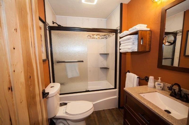 Log Cabin Lodge & Suites image