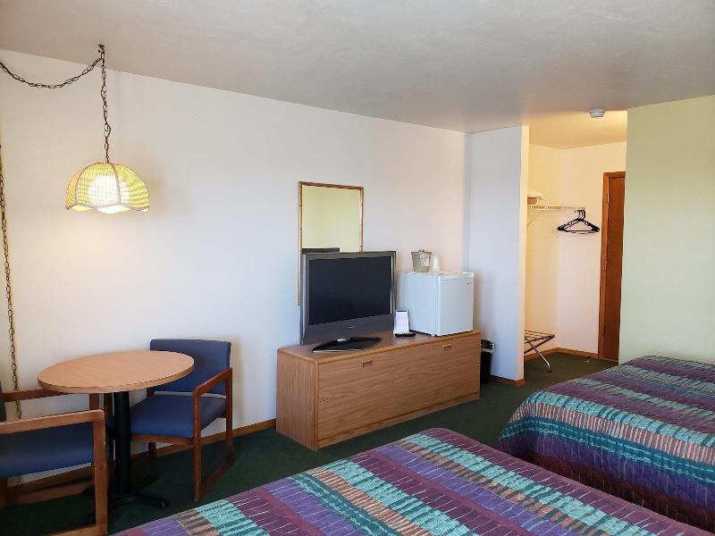 Algoma Beach Motel image