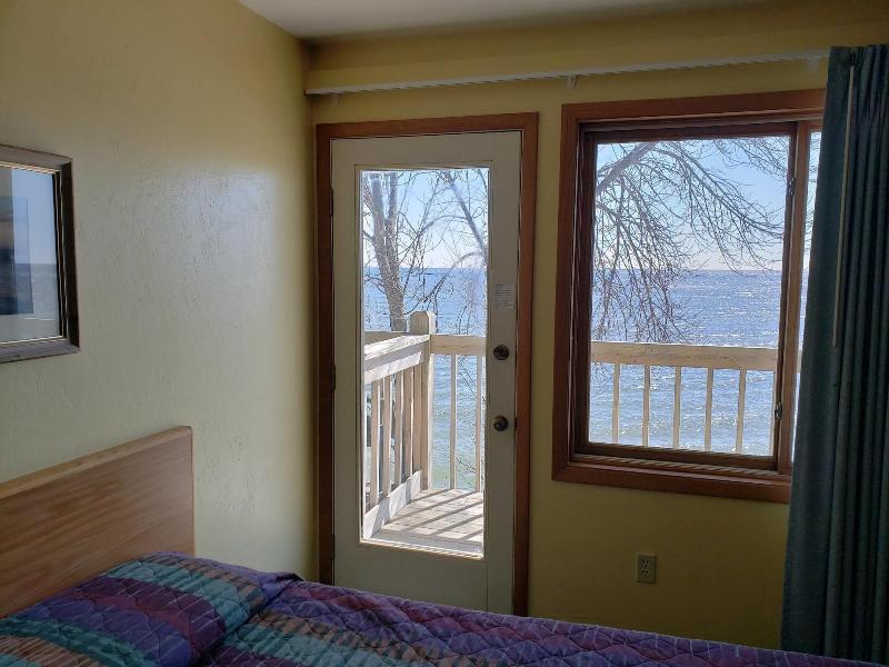 Algoma Beach Motel image