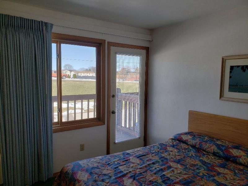 Algoma Beach Motel image
