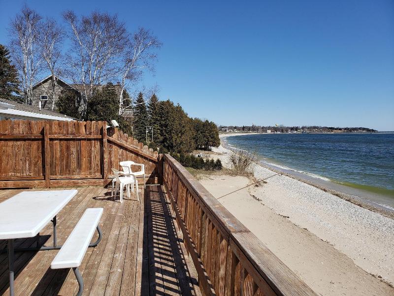 Algoma Beach Motel image