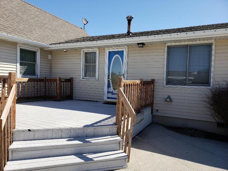 Algoma Beach Motel image