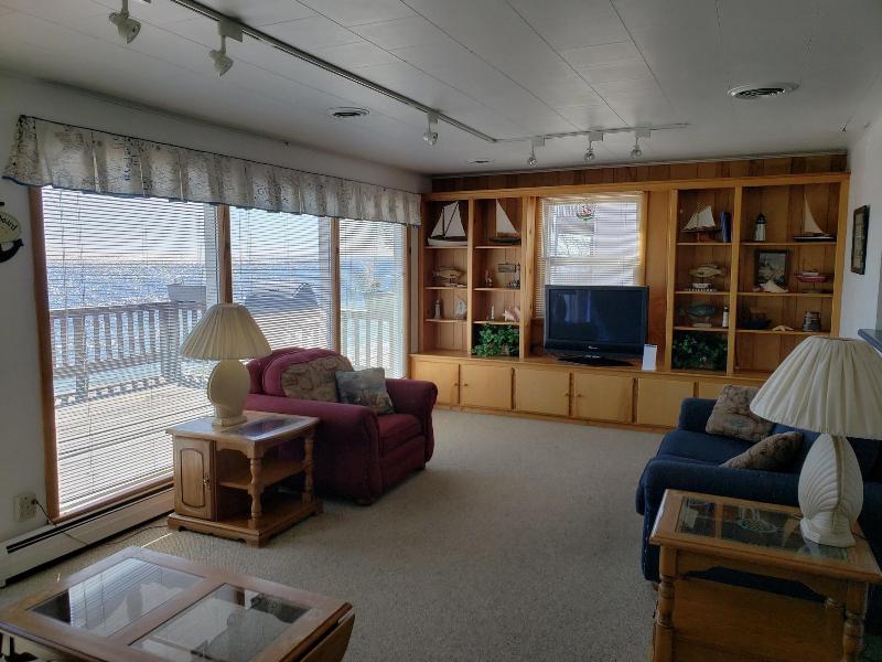 Algoma Beach Motel image