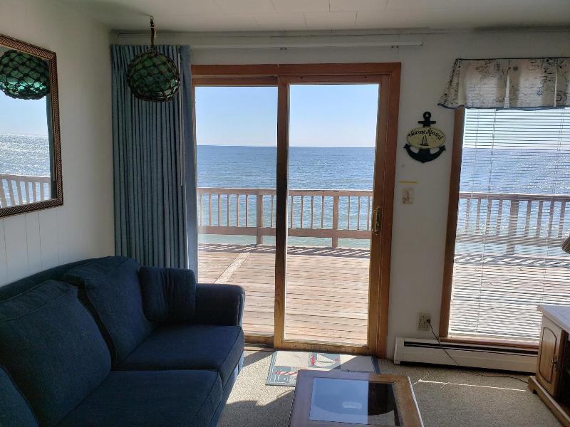 Algoma Beach Motel image