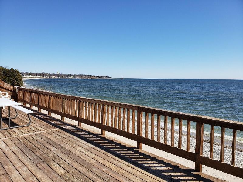 Algoma Beach Motel image