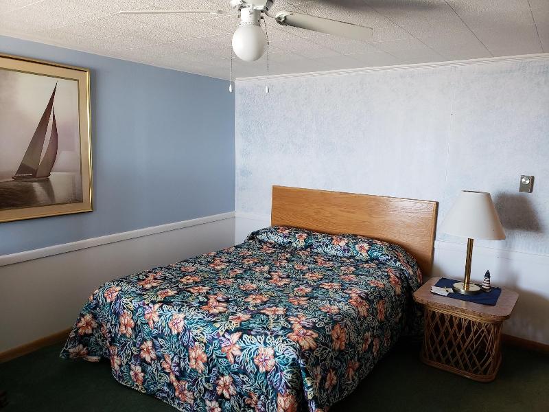 Algoma Beach Motel image