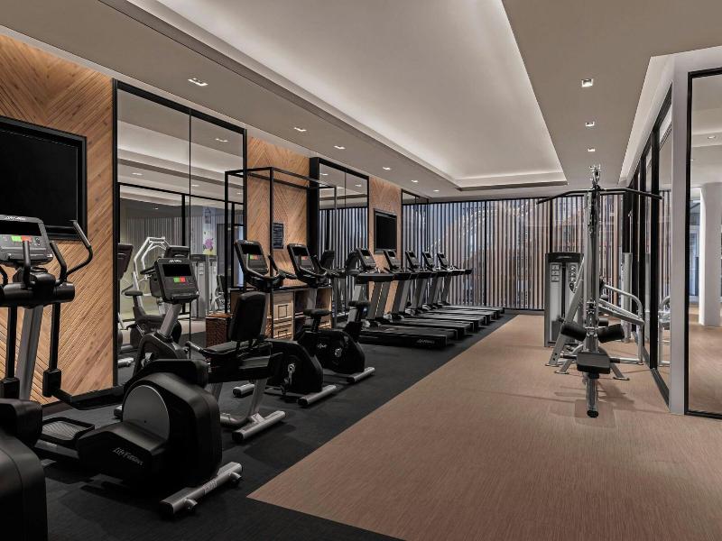 Four Points By Sheraton Phuket Patong Beach Resort image