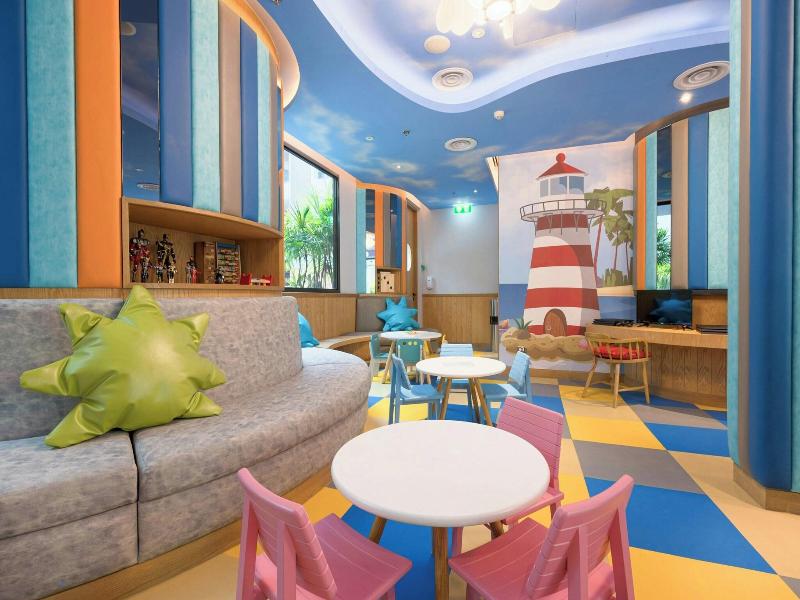 Four Points By Sheraton Phuket Patong Beach Resort image