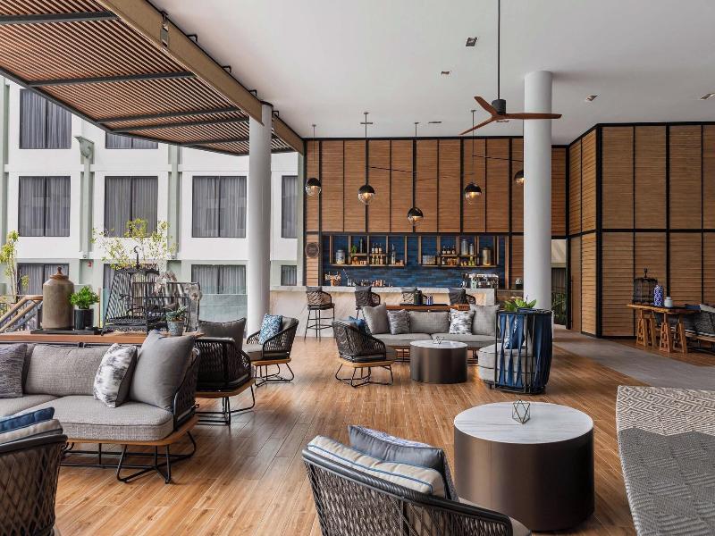 Four Points By Sheraton Phuket Patong Beach Resort image