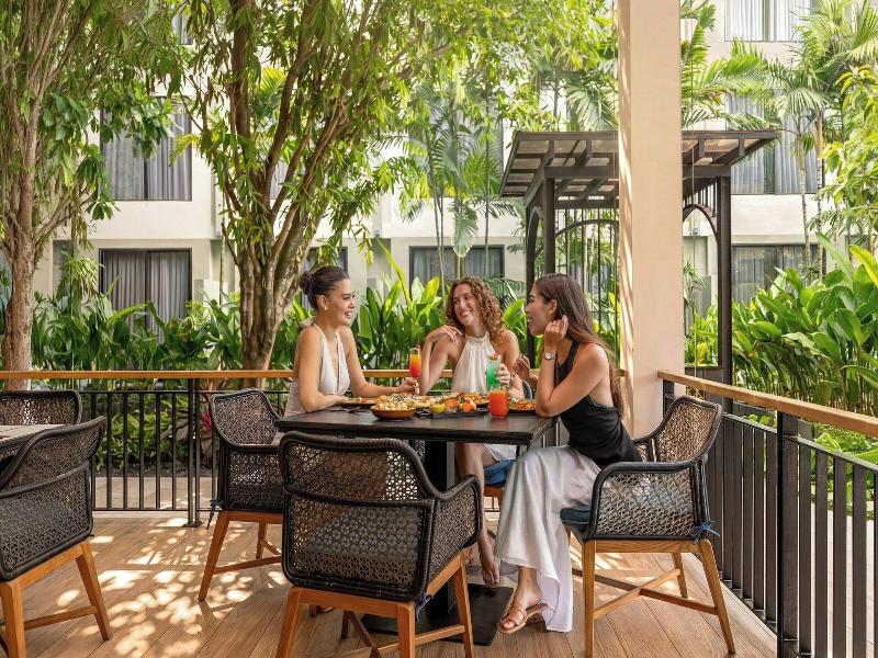 Four Points By Sheraton Phuket Patong Beach Resort image