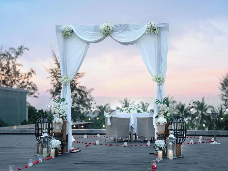 Four Points By Sheraton Phuket Patong Beach Resort image