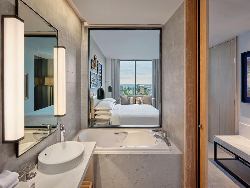 Four Points By Sheraton Phuket Patong Beach Resort image