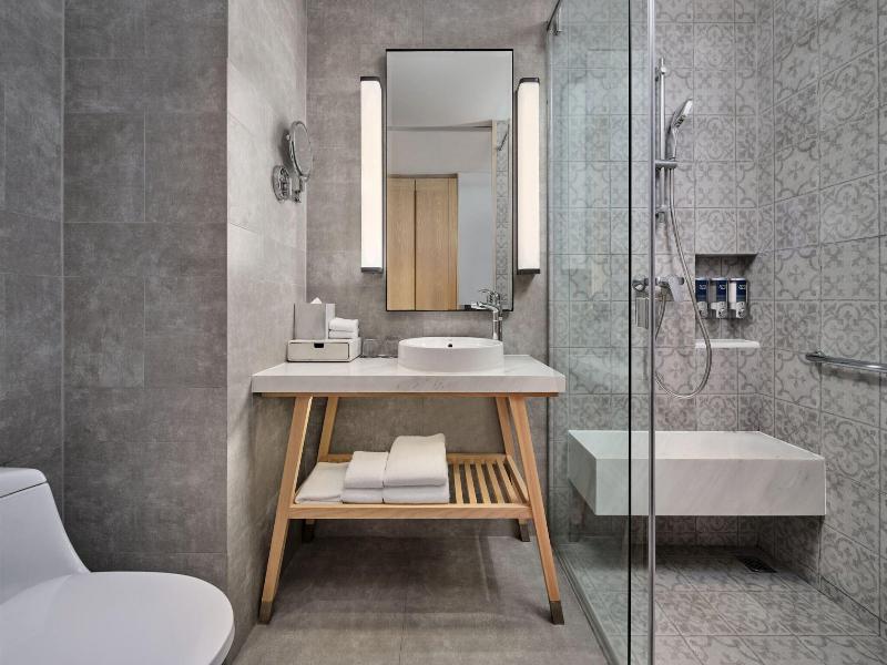Four Points By Sheraton Phuket Patong Beach Resort image
