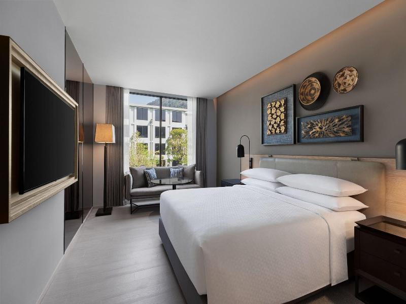 Four Points By Sheraton Phuket Patong Beach Resort image