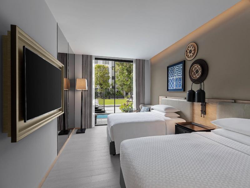 Four Points By Sheraton Phuket Patong Beach Resort image