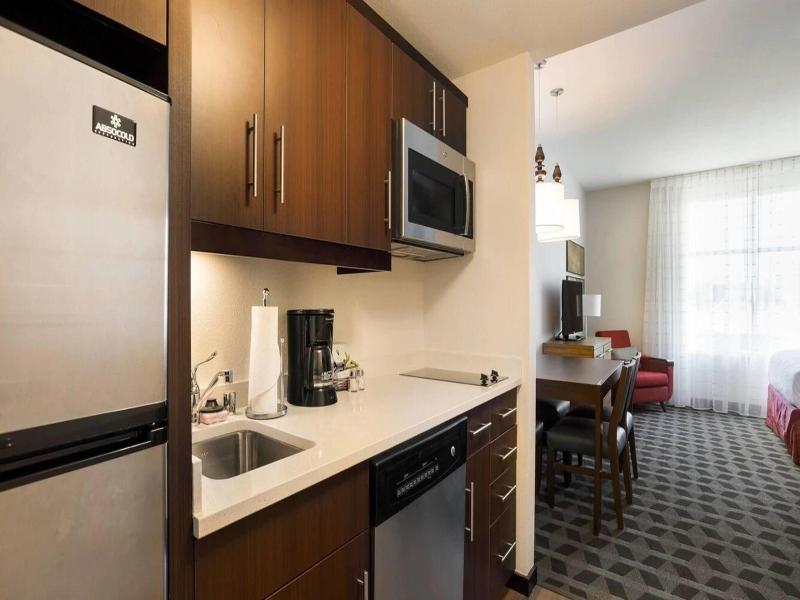 Towneplace Suites By Marriott Houston Baytown image
