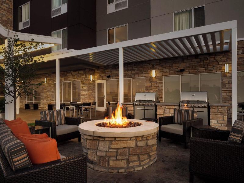 Towneplace Suites By Marriott Janesville image