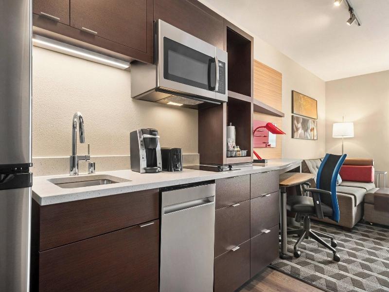 Towneplace Suites By Marriott Janesville image