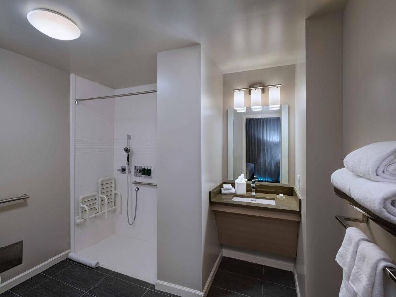 TownePlace Suites by Marriott San Diego Airport/Li image
