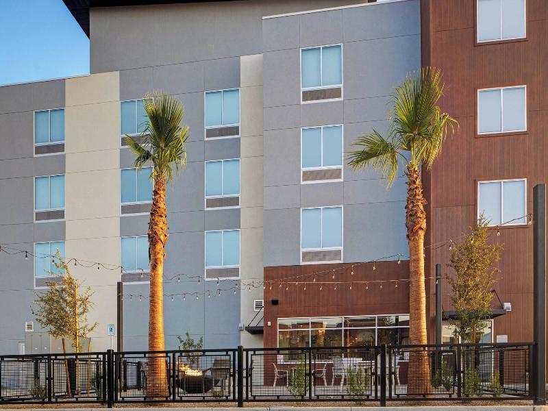 Towneplace Suites By Marriott Phoenix Glendale Spo image