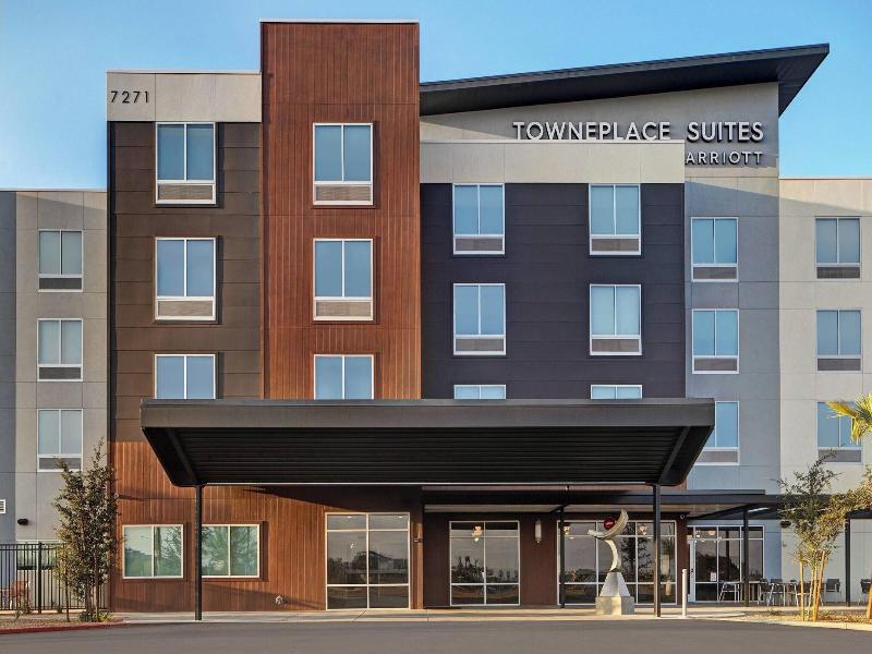 Towneplace Suites By Marriott Phoenix Glendale Spo image