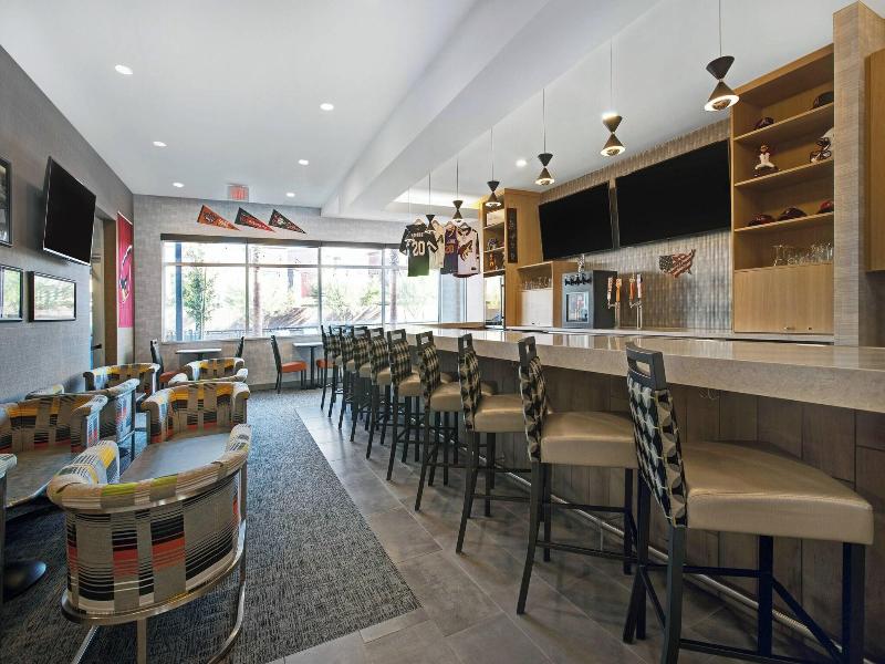 Towneplace Suites By Marriott Phoenix Glendale Spo image