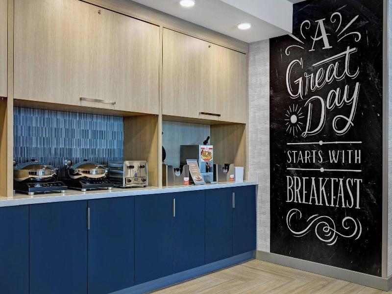 Towneplace Suites By Marriott Phoenix Glendale Spo image