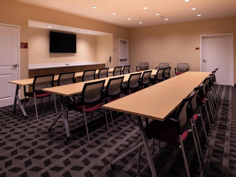 TownePlace Suites by Marriott St. Louis Chesterfie image
