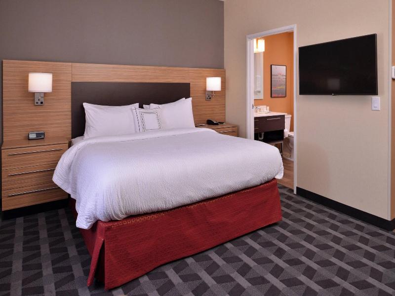 TownePlace Suites by Marriott St. Louis Chesterfie image
