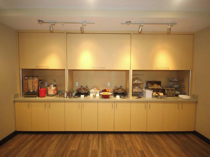 TownePlace Suites by Marriott Charleston-North Cha