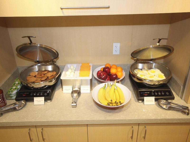 TownePlace Suites by Marriott Charleston-North Cha