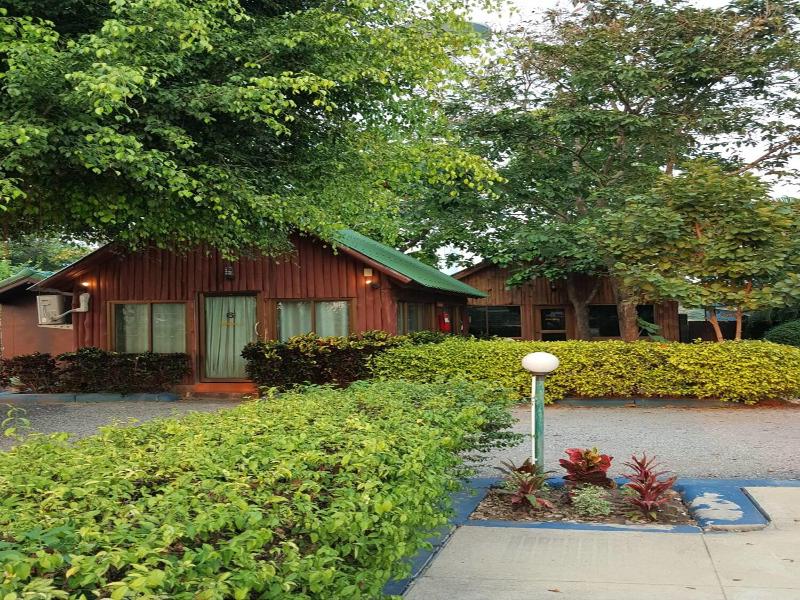 S. Parsukdee Resort image