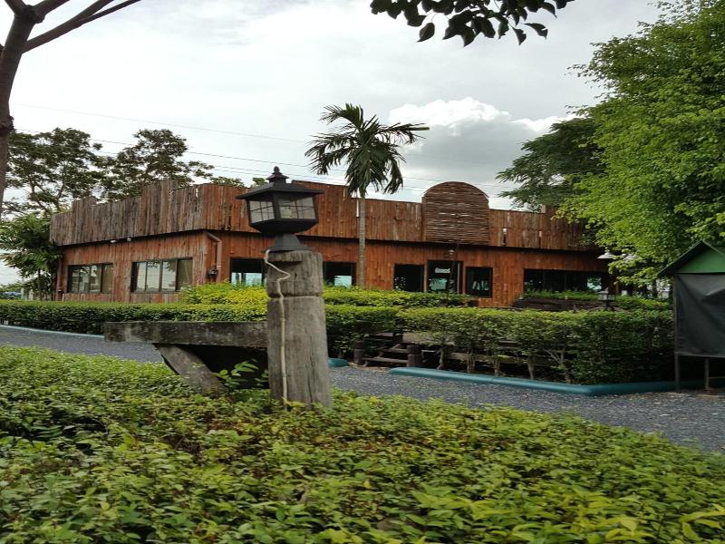 S. Parsukdee Resort image