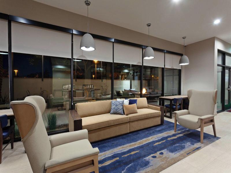 Towneplace Suites By Marriott San Diego Central image