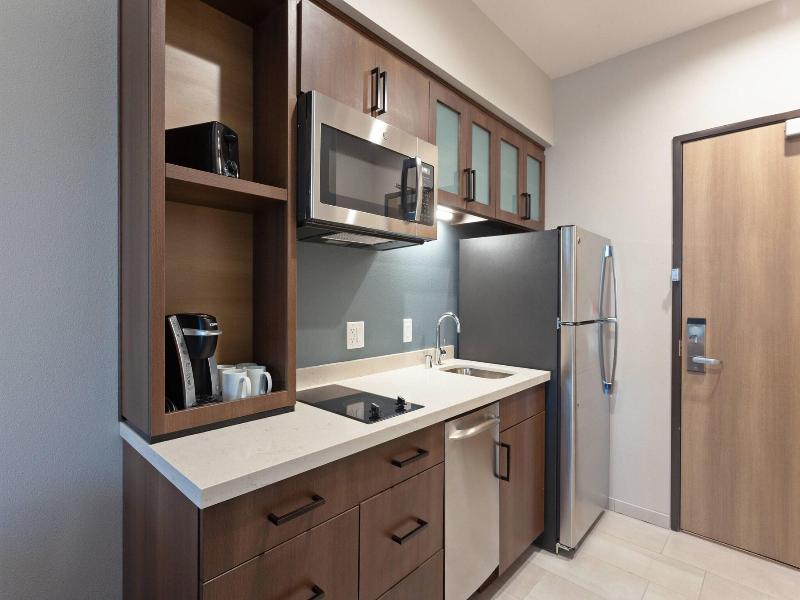 Towneplace Suites By Marriott San Diego Central image