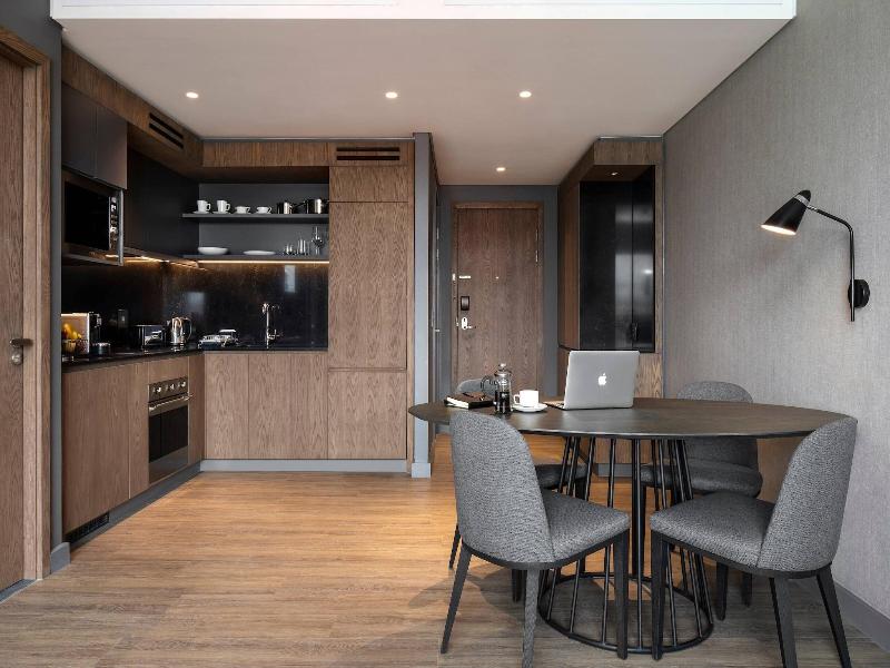 Marriott Executive Apartments Johannesburg, Melros image