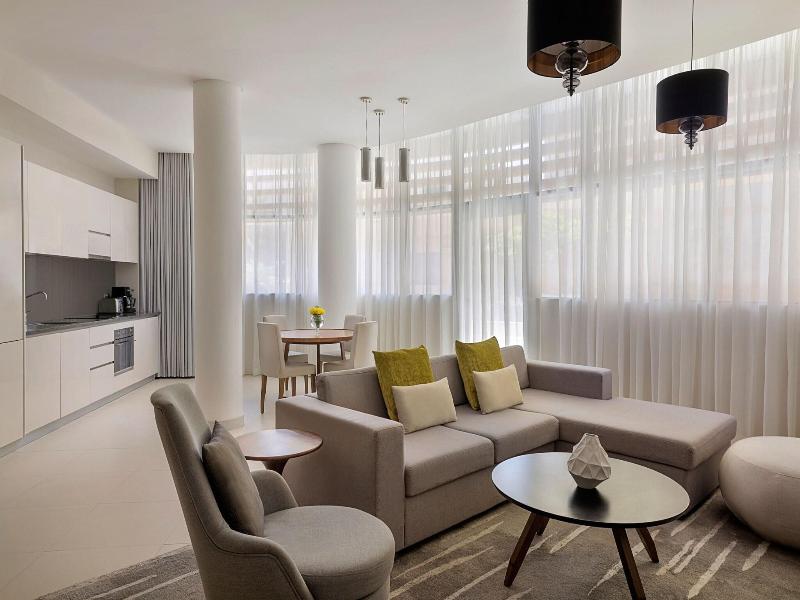 Riyadh Diplomatic Quarter - Marriott Executive Apa image