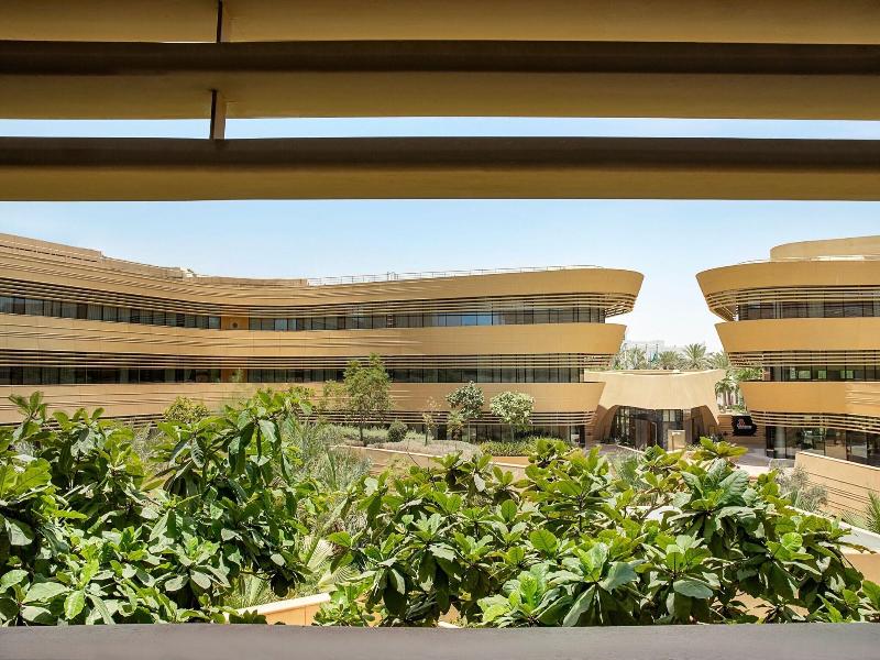 Riyadh Diplomatic Quarter - Marriott Executive Apa image