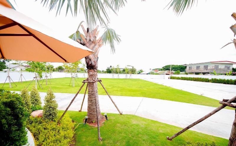Jasper Hotel Ban Phai image